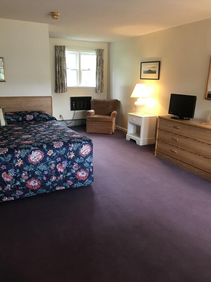 Four Seasons Motor Inn Twin Mountain Екстериор снимка